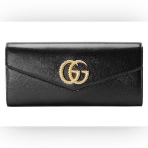 Gucci Clutch- BROADWAY LEATHER CLUTCH WITH DOUBLE G (Authentic)